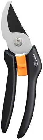 Fiskars Solid P121 секатор плоскостной Fiskars Solid P121 секатор плоскостной недорого с доставкой
