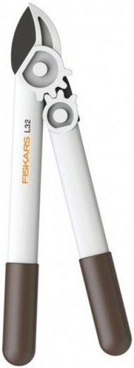 Fiskars Powergear L32 сучкорез